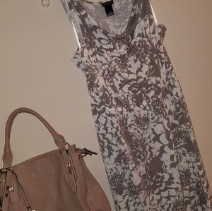 Ann Taylor Maxi Dress. (007)